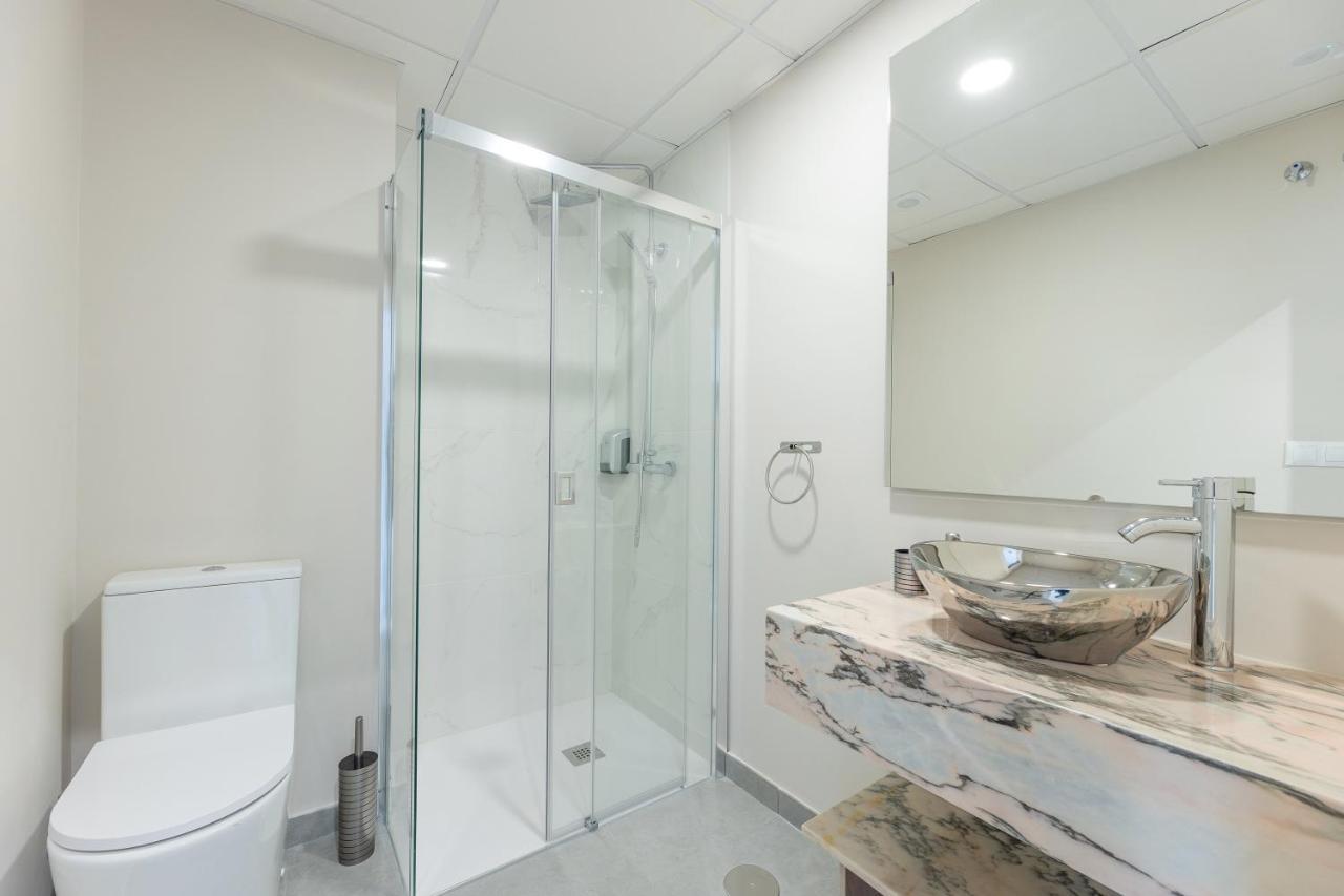 ホテル Residencia Deportiva Rozarossa エステポナ エクステリア 写真