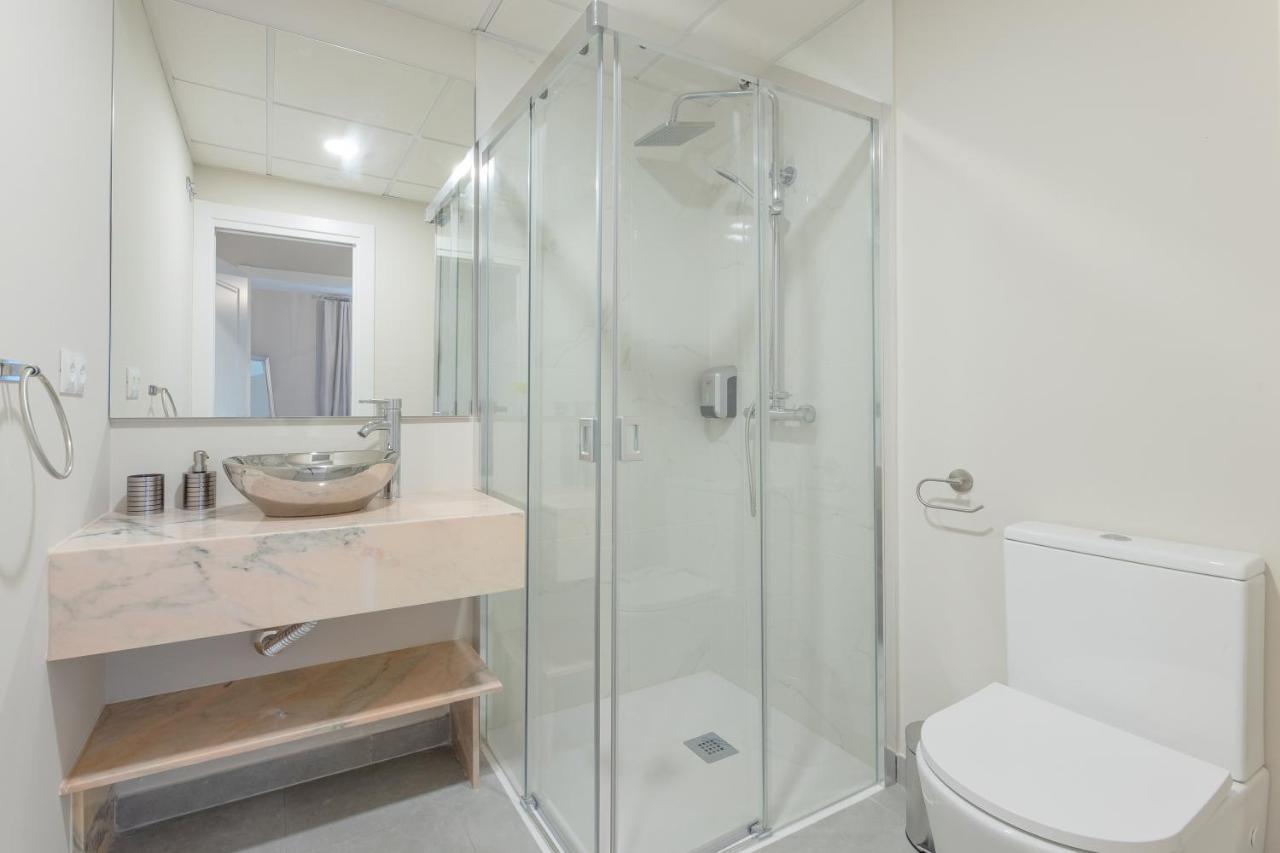 ホテル Residencia Deportiva Rozarossa エステポナ エクステリア 写真